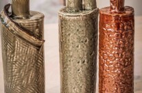 Le bottiglie di Lucrezia e Banafsheh